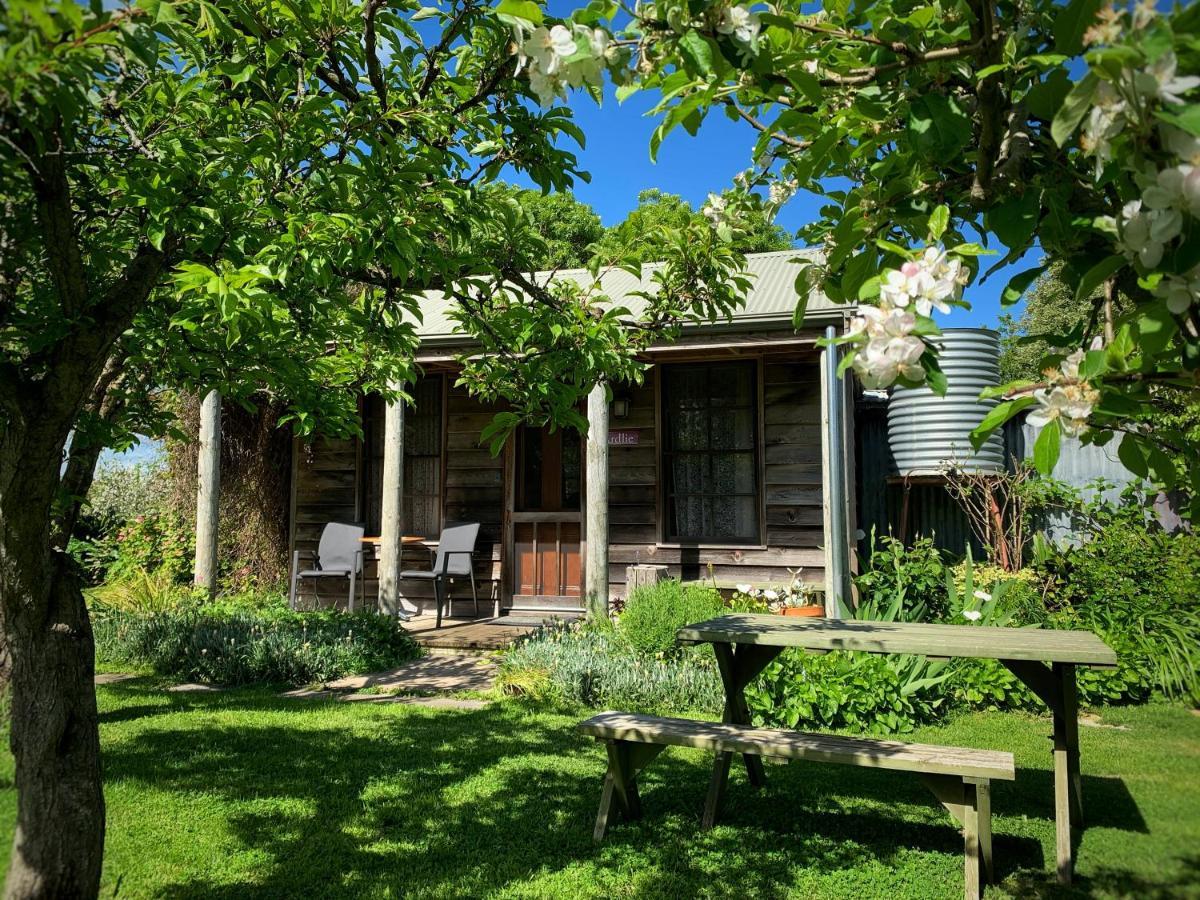 Cherry Plum Cottages Порт-Фейри Экстерьер фото